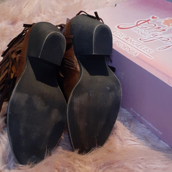 LOW FRINGE COWGIRL BOOTS - Picture 5 of 5